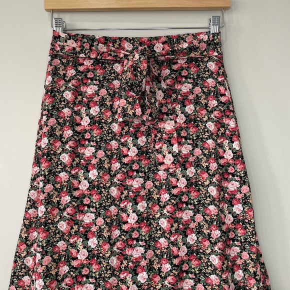 Vintage Dressing floral rose fit and flare maxi skirt small/medium - Picture 2 of 8